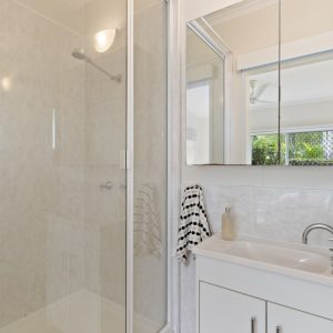 2 Bligh Close, Clifton Beach, QLD 4879 AUS