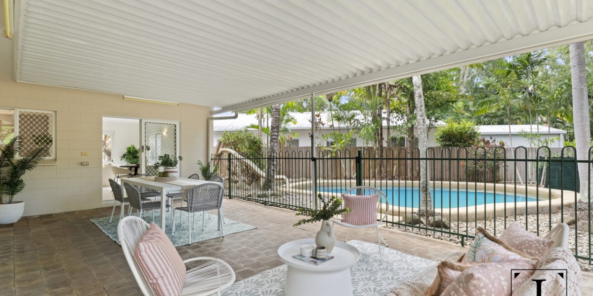 2 Bligh Close, Clifton Beach, QLD 4879 AUS