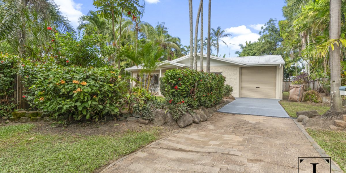 2 Bligh Close, Clifton Beach, QLD 4879 AUS