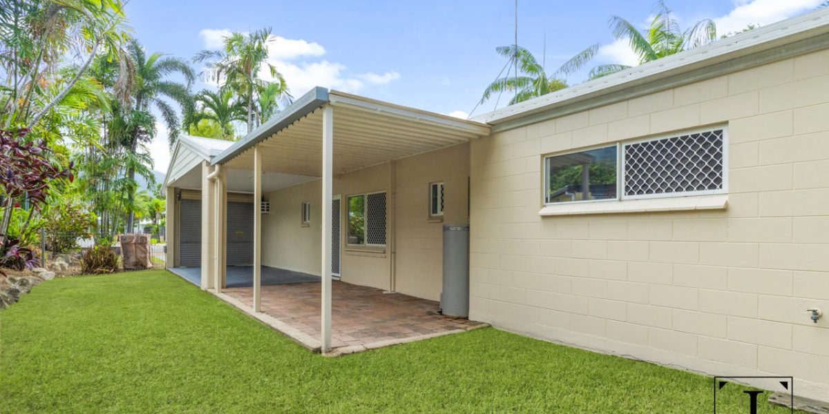 2 Bligh Close, Clifton Beach, QLD 4879 AUS