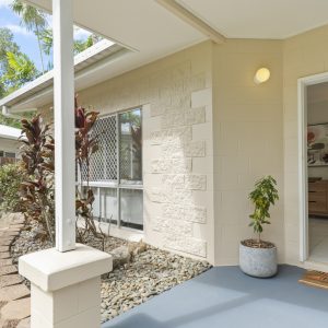 2 Bligh Close, Clifton Beach, QLD 4879 AUS