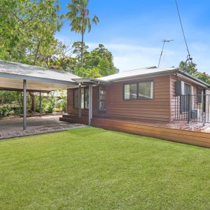 28 Acacia Street, Holloways Beach, QLD 4878 AUS