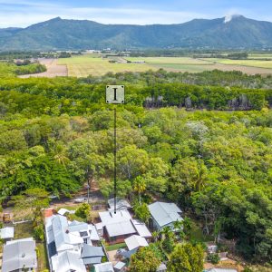 28 Acacia Street, Holloways Beach, QLD 4878 AUS
