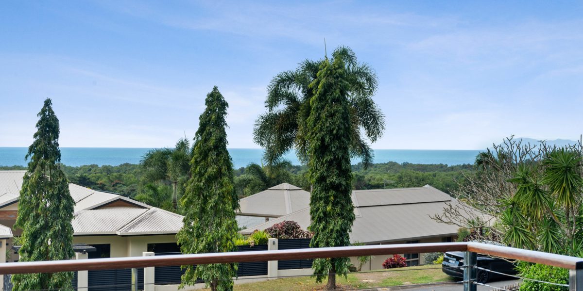 28 Savannah Street, Palm Cove, QLD 4879 AUS
