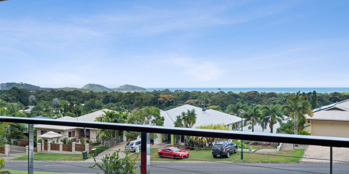28 Savannah Street, Palm Cove, QLD 4879 AUS