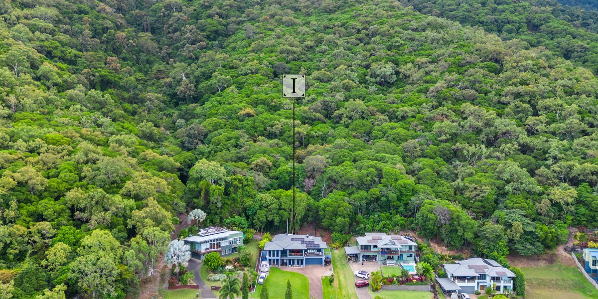 28 Savannah Street, Palm Cove, QLD 4879 AUS