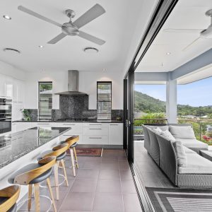 28 Savannah Street, Palm Cove, QLD 4879 AUS