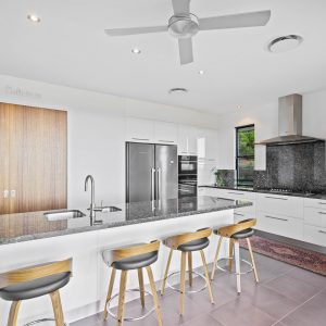 28 Savannah Street, Palm Cove, QLD 4879 AUS