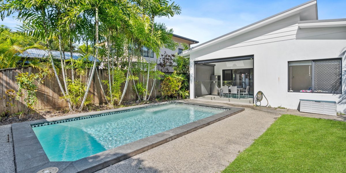 14 Beachfront Avenue, Trinity Beach, QLD 4879 AUS