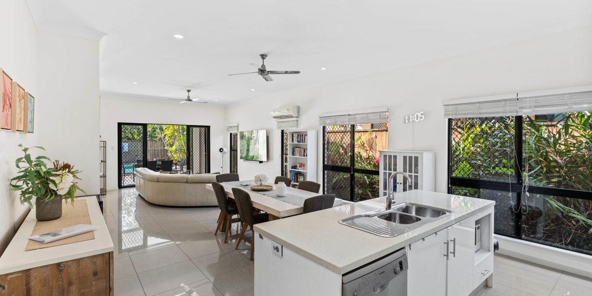 14 Beachfront Avenue, Trinity Beach, QLD 4879 AUS