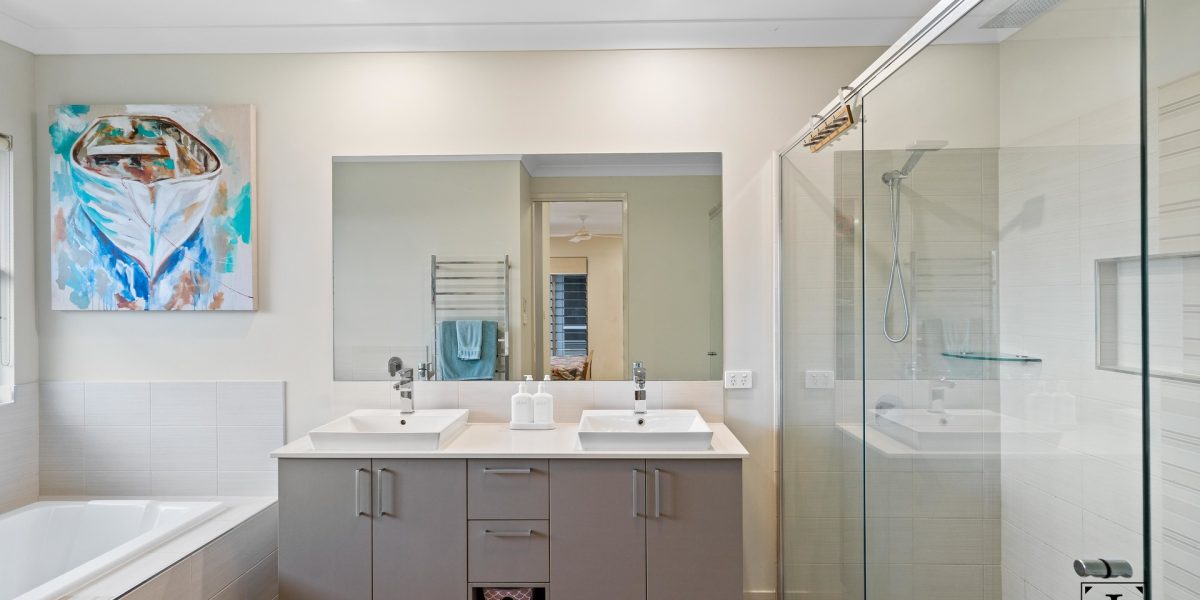 19 Catamaran Circuit, Trinity Beach, QLD 4879 AUS