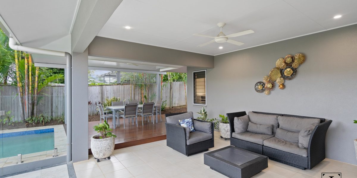 19 Catamaran Circuit, Trinity Beach, QLD 4879 AUS