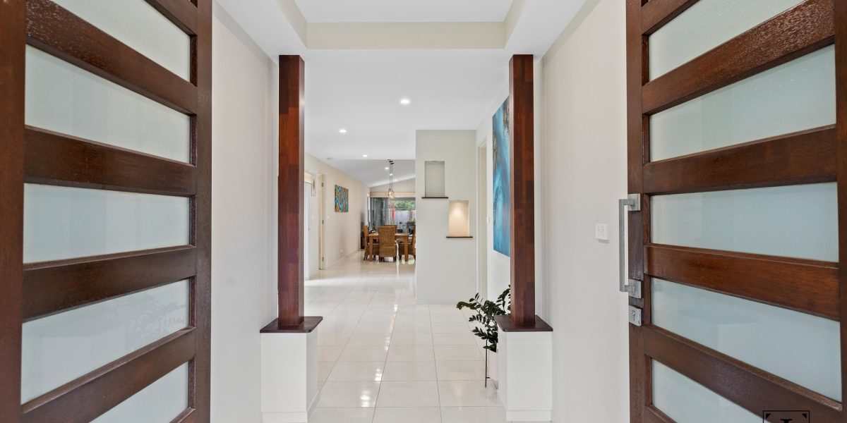 19 Catamaran Circuit, Trinity Beach, QLD 4879 AUS