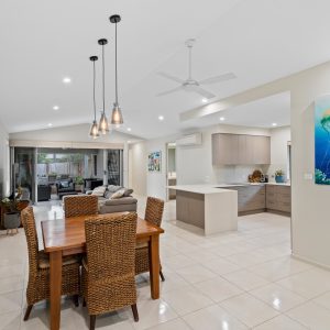 19 Catamaran Circuit, Trinity Beach, QLD 4879 AUS