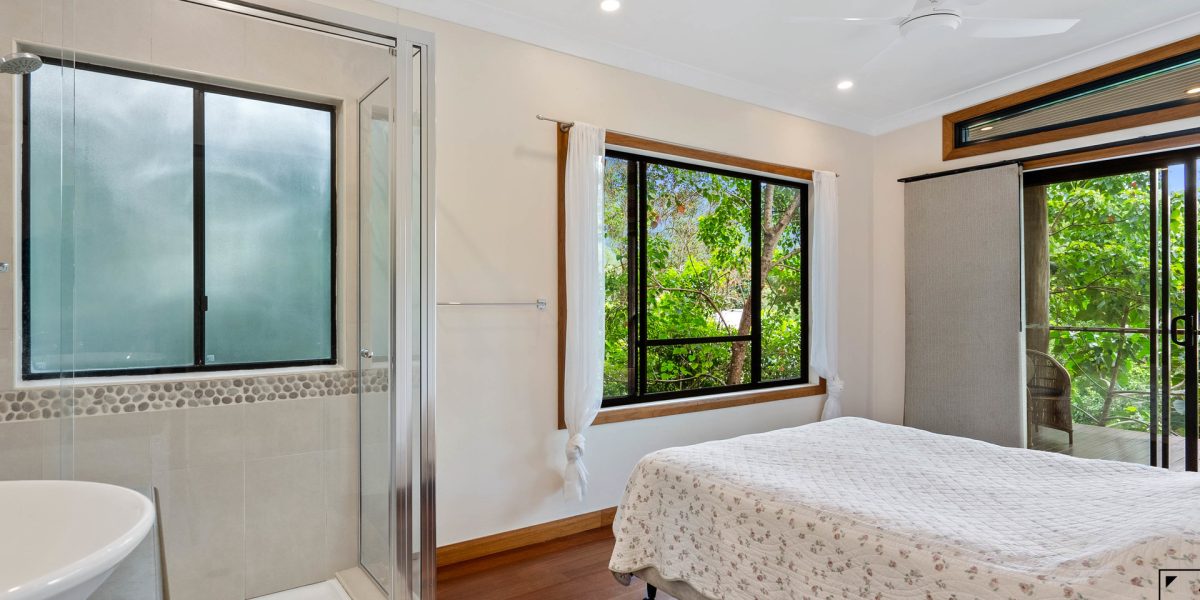 63 Leonard Street, Kewarra Beach, QLD 4879 AUS