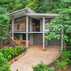 63 Leonard Street, Kewarra Beach, QLD 4879 AUS