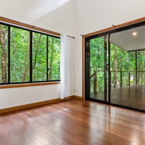 63 Leonard Street, Kewarra Beach, QLD 4879 AUS