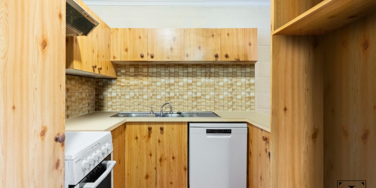 40/439-443 Severin Street, Manunda, QLD 4870 AUS