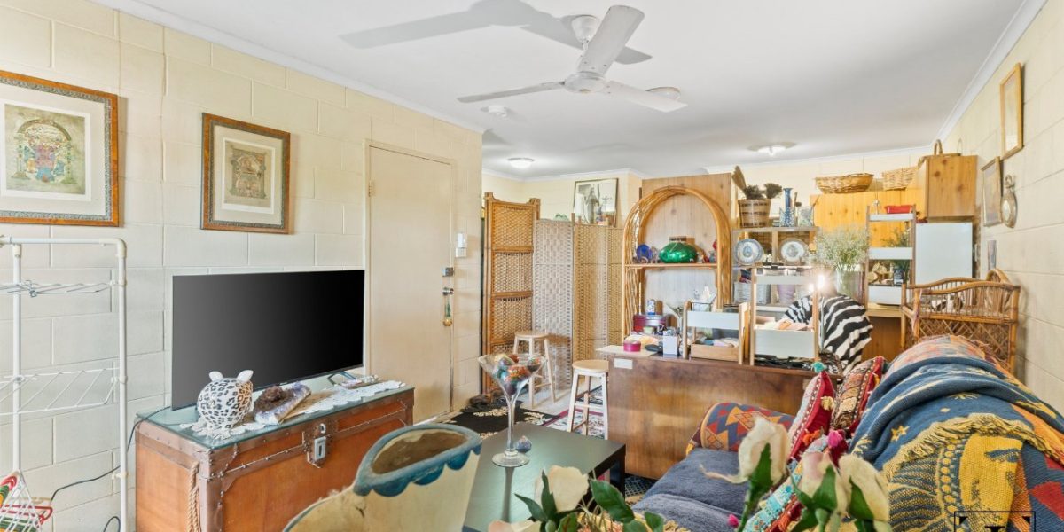 40/439-443 Severin Street, Manunda, QLD 4870 AUS