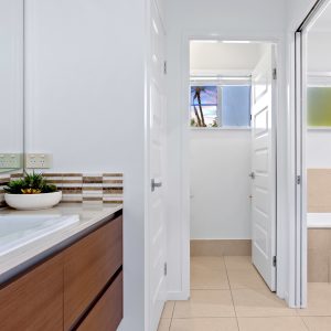 2-4 Lark Close, Clifton Beach, QLD 4879 AUS