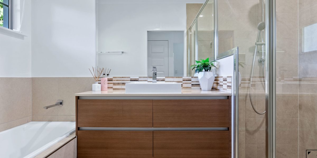 2-4 Lark Close, Clifton Beach, QLD 4879 AUS