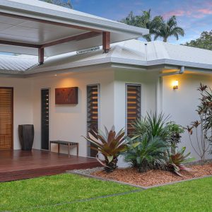 2-4 Lark Close, Clifton Beach, QLD 4879 AUS