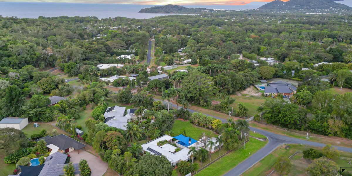 2-4 Lark Close, Clifton Beach, QLD 4879 AUS