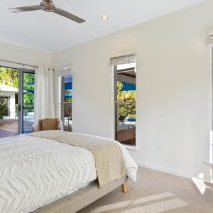 2-4 Lark Close, Clifton Beach, QLD 4879 AUS