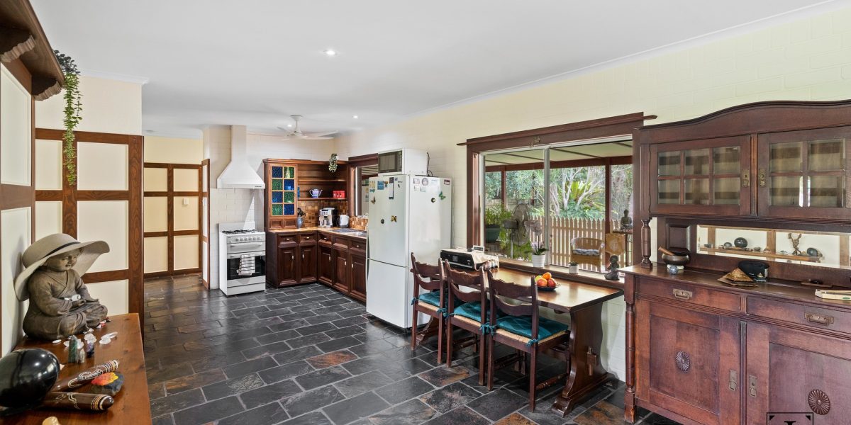26 Caribbean Street, Holloways Beach, QLD 4878 AUS