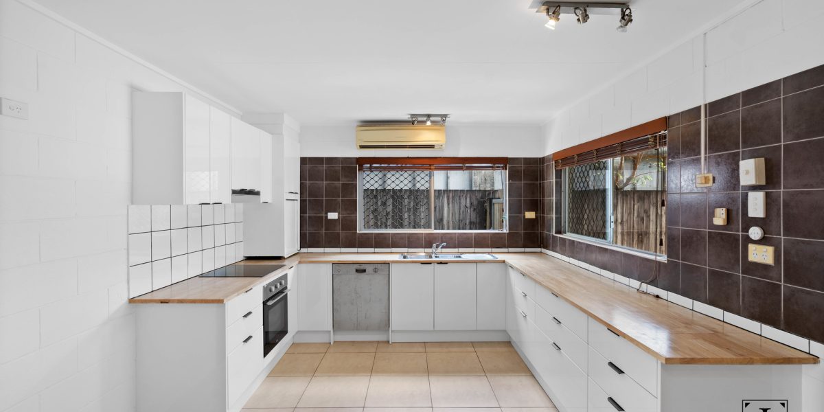 1/19 Bamboo Street, Holloways Beach, QLD 4878 AUS