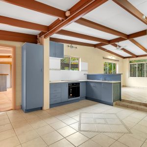 18 Valmadre Street, Caravonica, QLD 4878 AUS