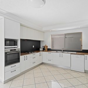 801/2-10 Greenslopes Street, Cairns North, QLD 4870 AUS