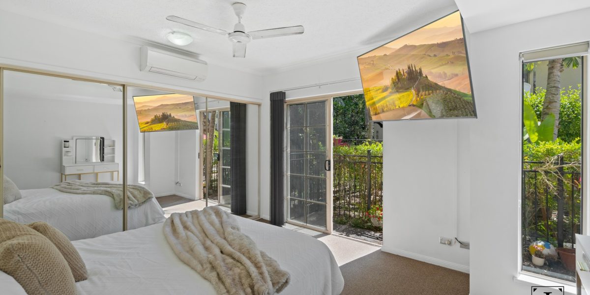 801/2-10 Greenslopes Street, Cairns North, QLD 4870 AUS