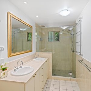801/2-10 Greenslopes Street, Cairns North, QLD 4870 AUS