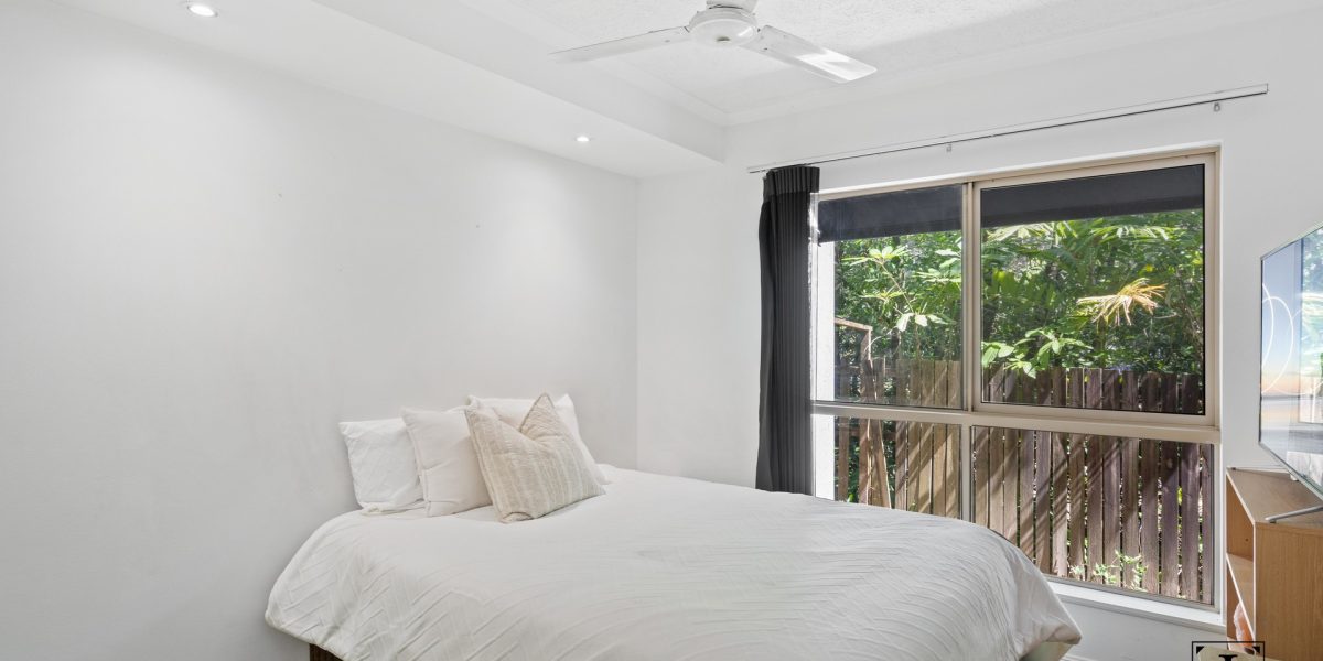 801/2-10 Greenslopes Street, Cairns North, QLD 4870 AUS
