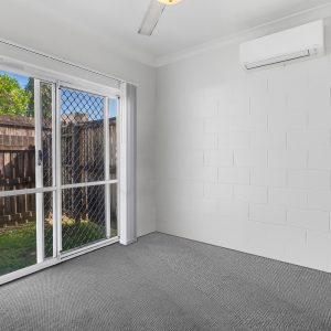 1/52 Pease Street, Manoora, QLD 4870 AUS
