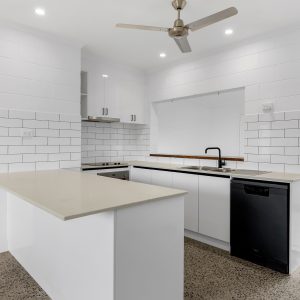 3 Lord Close, Edmonton, QLD 4869 AUS