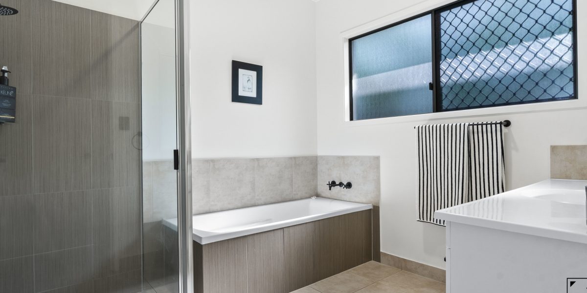 20 Iridescent Drive, Trinity Park, QLD 4879 AUS