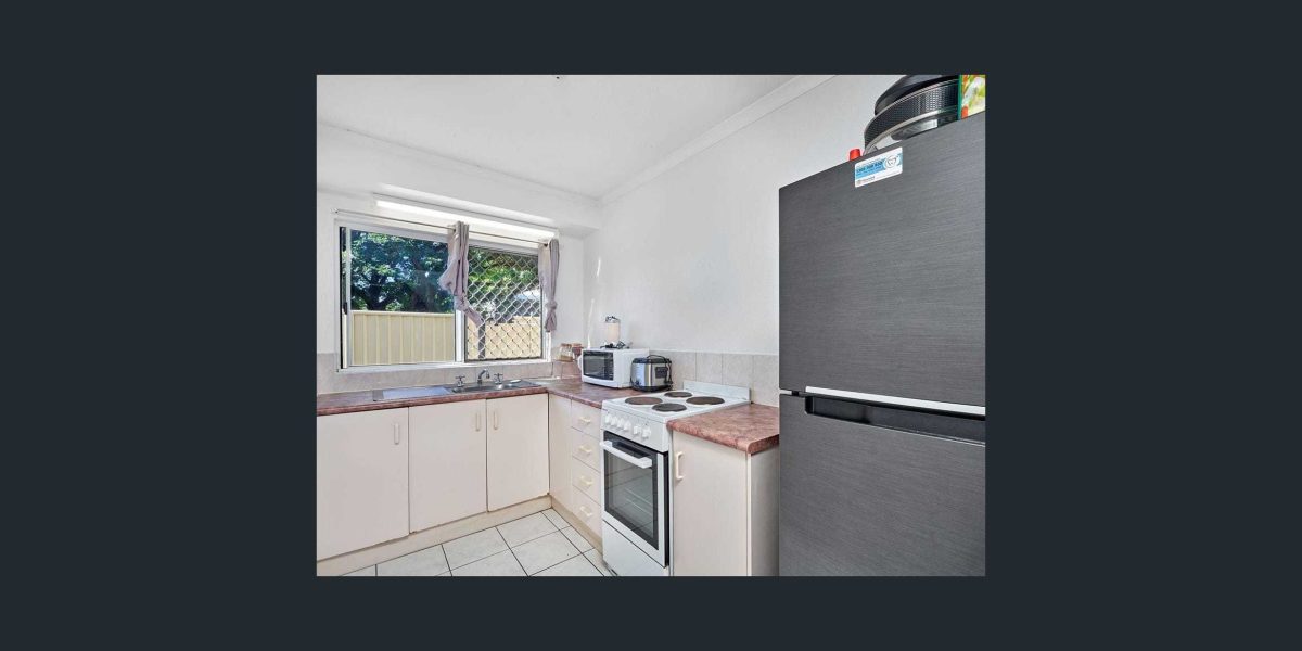 2/21 Moody Street, Manunda, QLD 4870 AUS