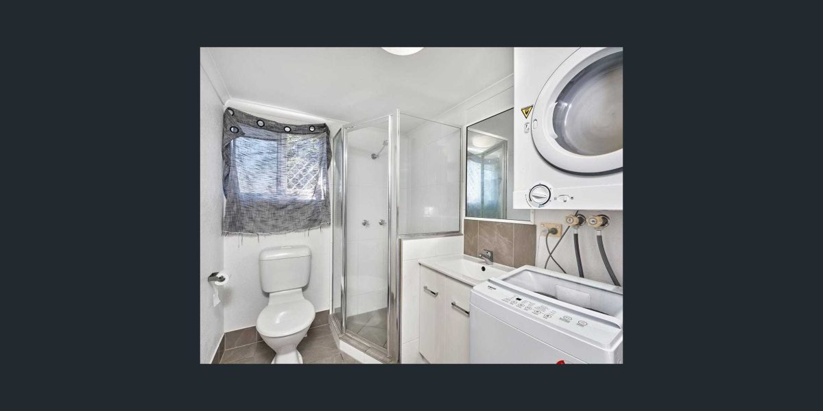 2/21 Moody Street, Manunda, QLD 4870 AUS