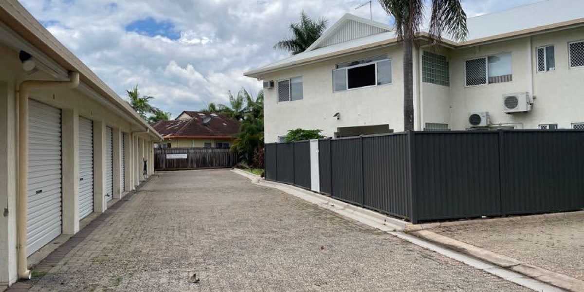 3/15 Grantala Street, Manoora, QLD 4870 AUS