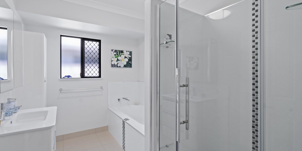 3 Beachfront Avenue, Trinity Beach, QLD 4879 AUS
