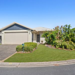 11 Mia Street, Kewarra Beach, QLD 4879 AUS
