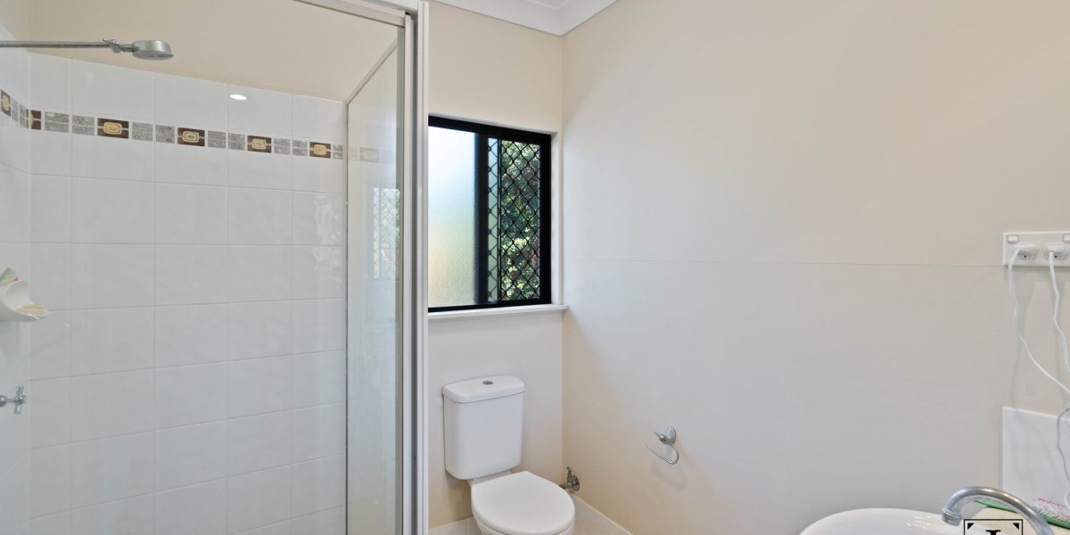 11 Mia Street, Kewarra Beach, QLD 4879 AUS