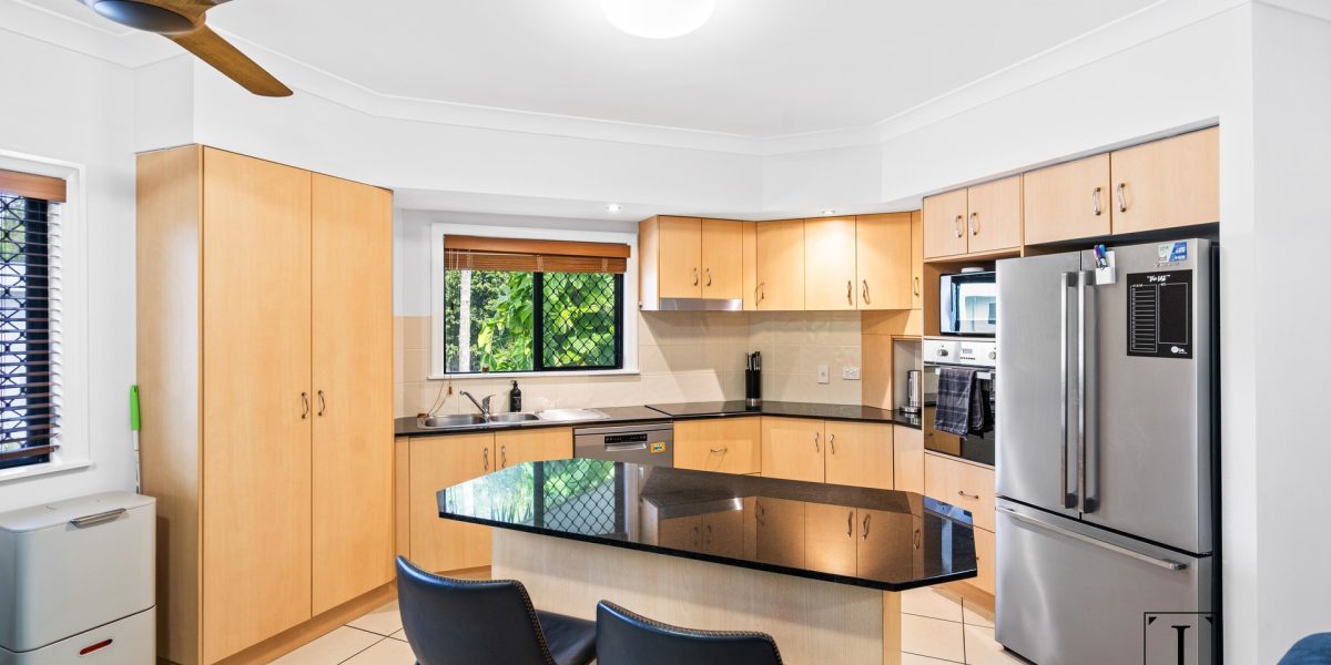 5/69 Sims Esplanade, Yorkeys Knob, QLD 4878 AUS