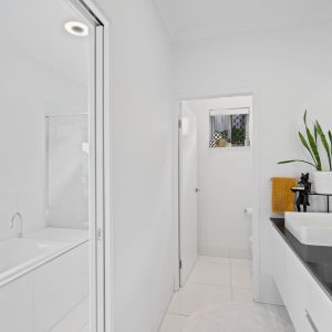 3-5 Bronzewing Close, Woree, QLD 4868 AUS