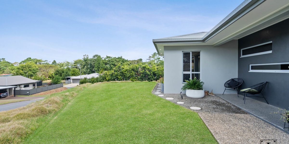 3-5 Bronzewing Close, Woree, QLD 4868 AUS