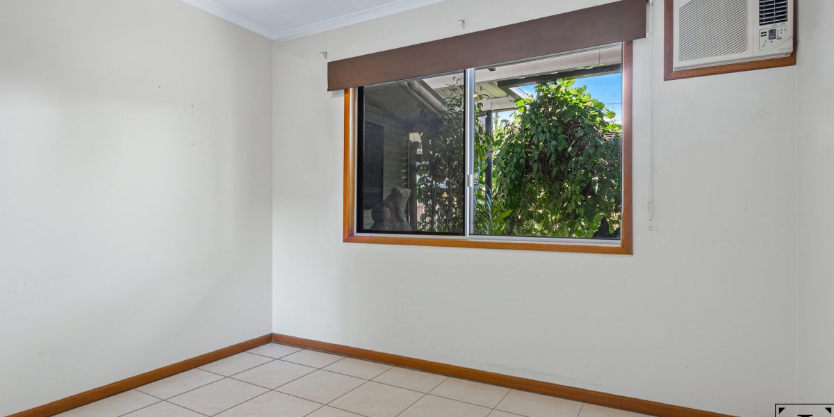 128-130 McCormack Street, Manunda, QLD 4870 AUS