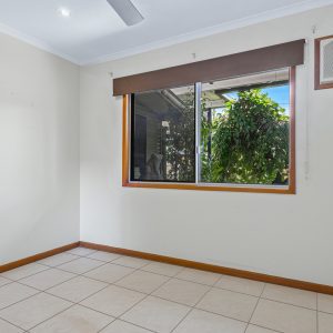 128-130 McCormack Street, Manunda, QLD 4870 AUS