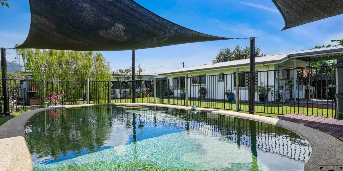 128-130 McCormack Street, Manunda, QLD 4870 AUS